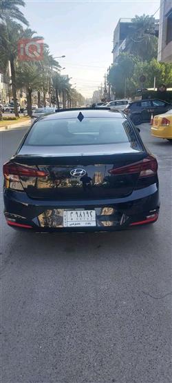 هیوندای ئەلەنترا